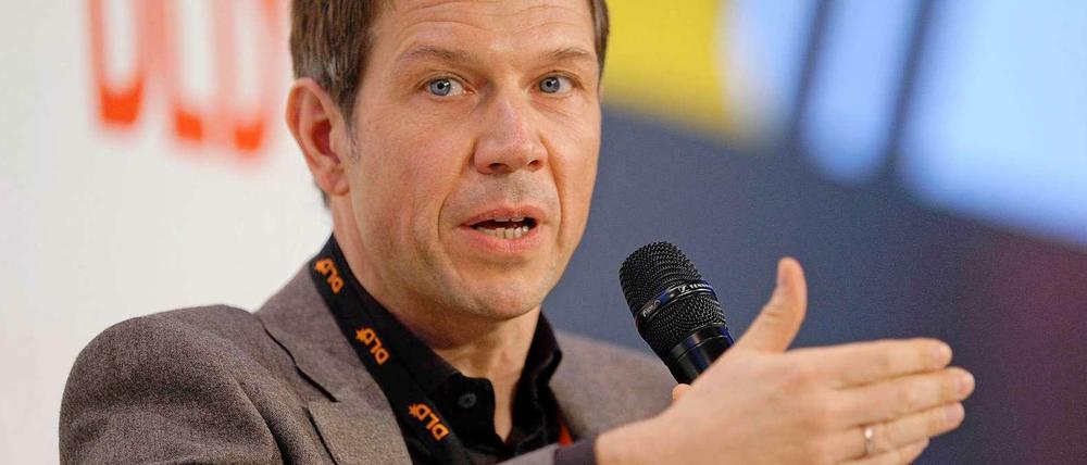 Sicherheitsdebatte. Telekom-Chef René Obermann diskutierte zusammen mit einem Ex-Hacker über Datenangriffe auf Smartphones.