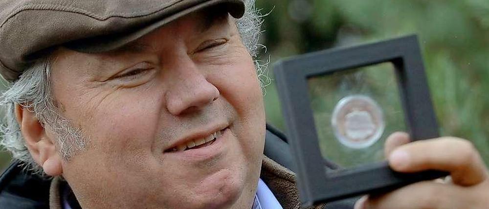 Hohes Tier. Bernhard Blaszkiewitz, Chef von Zoo und Tierpark.