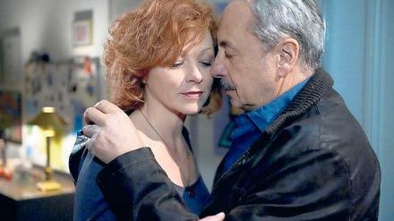 Neue Freundin, größere Spannung? Stubbe (Wolfgang Stumph) ist verliebt in Marlene von der Spurensicherung (Heike Trinker). Foto: ZDF