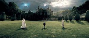 Die letzten Stunden vor dem Aufprall. Szene aus Lars von Triers Untergangsfilm „Melancholia“.