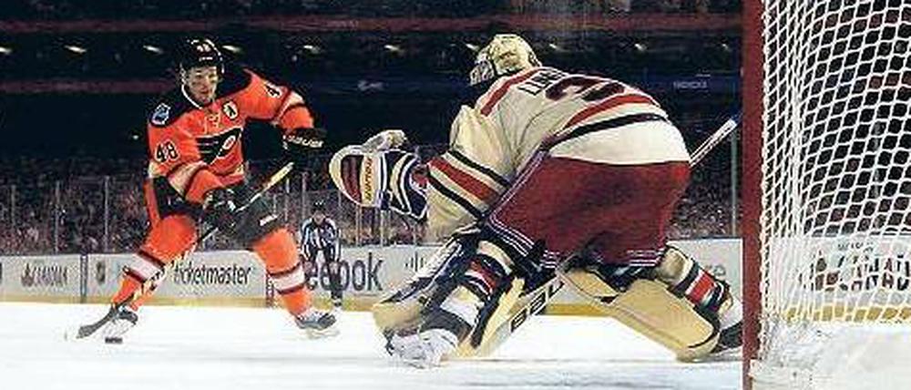 So gigantisch wird es 2013 nicht. Daniel Brière (l.) in Philadelphia beim Winter Classic 2012.