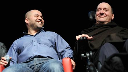 Echte Männerfreundschaft: Den Pfleger Abdel Sellou und den Millionär Philippe Pozzo di Borg verbindet eine ungewöhnliche Freundschaft. Ihre Geschichte wurde verfilmt.