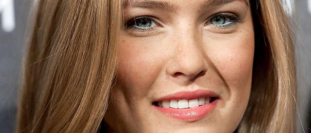 Dies Israelin Bar Refaeli startete ihre Modelshow mit schwacher Zuschauerresonanz.
