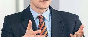 Roland Busch will das Geschäft mit Brief- und Paketsortierung verkaufen, weil es nicht ins Portfolio passt. Auch ein Börsengang wie bei Osram ist denkbar. Foto: Siemens