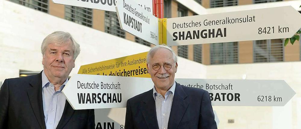 Diplomaten a. D.: Albrecht von der Heyden (l.) und Wolfgang Schultheiss sind nur noch Gäste im Auswärtigen Amt. Doch zur Ruhe gesetzt haben sich die beiden nicht.