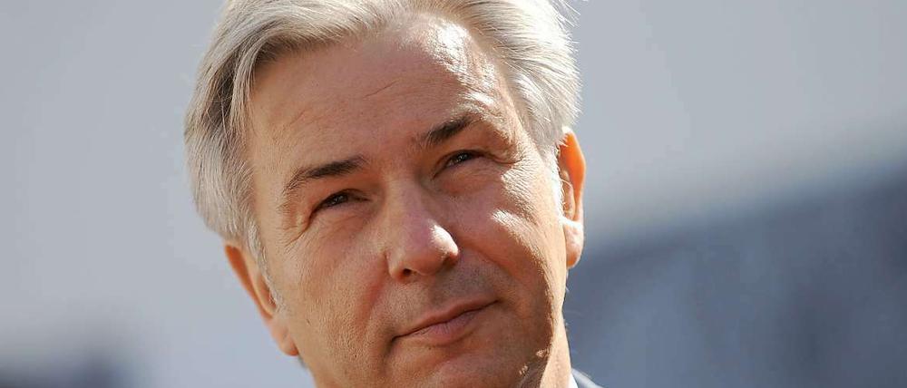 Klaus Wowereit hat anlässlich des Tags der Deutschen Einheit Rentenangleichungen in Ost und West gefordert.