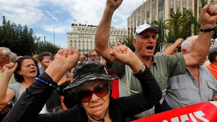 Rentner protestieren in Athen.
