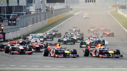 Nach seinem vierten Saisonsieg liegt der zweimalige Weltmeister Vettel nun sechs Punkte vor dem Spanier Alonso.
