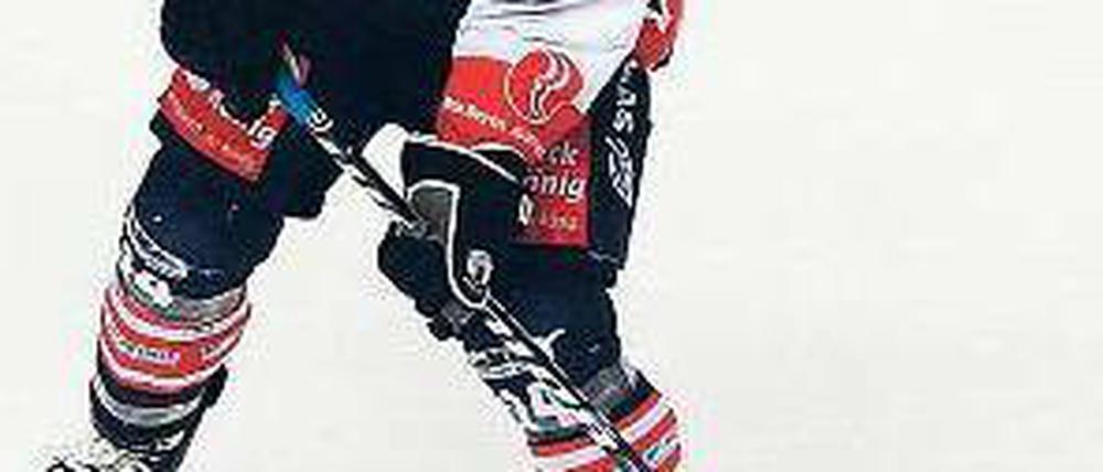 Haudraufwienix. Rankel will den Eisbären gegen Straubing den Sieg bringen. Foto: dapd