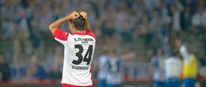 Zum Haareraufen: Fabian Schönheim konnte die Niederlage im Stadtderby nicht verhindern.