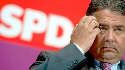 Sigmar Gabriel nimmt Abstand von Ursula von der Leyen.