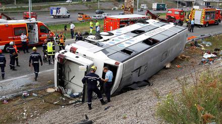 Bei einem Busunglück im Osten Frankreichs sind mehrere Menschen getötet worden.
