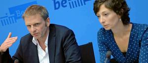 Die amtierenden Fraktionsvorsitzenden, Volker Ratzmann und Ramona Pop stehen seit den geplatzten Koalitionsgesprächen mit der SPD in der Kritik.