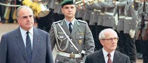 Staatsbesuch. SED-Generalsekretär Erich Honecker und Bundeskanzler Helmut Kohl am 7. September 1987 in Bonn.