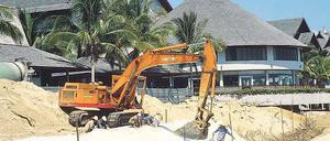 Urlaub mit dem Bagger: Baulärm kann Reisenden die Ferien gehörig vermiesen. Wenn der Bautrupp Tag und Nacht baggert, ist an Erholung nicht zu denken. Allerdings winken im Gegenzug ordentliche Entschädigungen. Foto: Fotex