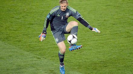 Alles unter Kontrolle. Während viele deutsche Fans um den Einzug ins Viertelfinale bangten, waren sich die Nationalspieler um Torwart Manuel Neuer ihrer Sache sicher.