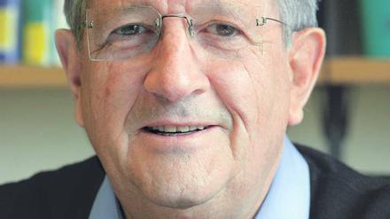 Der konservative Jurist und frühere Senator Dieter Heckelmann ist tot.