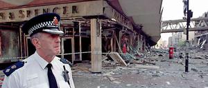 Bild der Verwüstung. Die Bevölkerung war vor dem Anschlag gewarnt worden. 