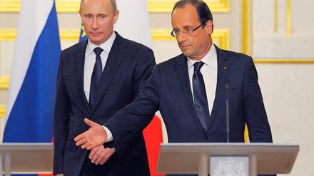 Francois Hollande empfängt seinen russischen Amtskollegen Putin. Auf eine gemeinsame Haltung zur Syrienkrise können sie sich nicht einigen.