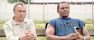 Der Terrorist und der Sportler. Im Gefängnis Stammheim lernen sich das Ex-RAF-Mitglied Peter-Jürgen Boock (links) und der Boxer Charly Graf kennen. Foto: NDR