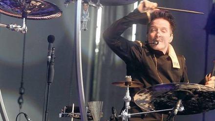 Trommeln für Tausende. Ärzte-Drummer Bela B. in der Wuhlheide. Am 17., 18. und 19. August tritt die Band drei weitere Male in der Waldbühne auf.