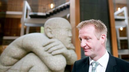 NRW-Innenminister Ralf Jäger droht mit Konsequenzen, sollten sich die Vorwürfe bestätigen. 