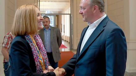 Polizeivizepräsidentin Margarete Koppers und Berlins Innensenator Frank Henkel (CDU)