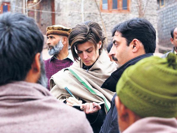 Carolin Emcke, immer auf Reisen, hier im pakistanischen Kaschmir.