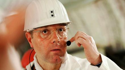 Bundesumweltminister Norbert Röttgen besichtigt das Atommülllagers Asse.