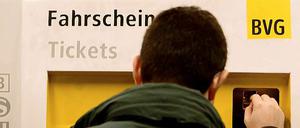 Eine Einzelfahrt in Berlin kostet ab 1. August 2,40 Euro statt bisher 2,30.