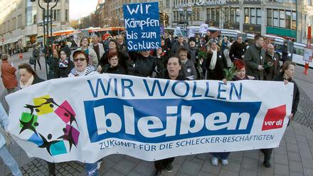 Mehrere hundert Schlecker-Angestellte demonstrierten am Wochenende in verschiedenen Städten Deutschlands.