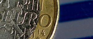 Der Schuldenschnitt in der Euro-Krise hat die Griechen gefreut - deutsche Anleger nicht.