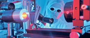 Wenig Streuung. Die Jenoptik AG hat ihre Zentrale in Jena. Was die  Ballung von Unternehmenszentralen angeht, liegt die Stadt nur auf Platz neun. 