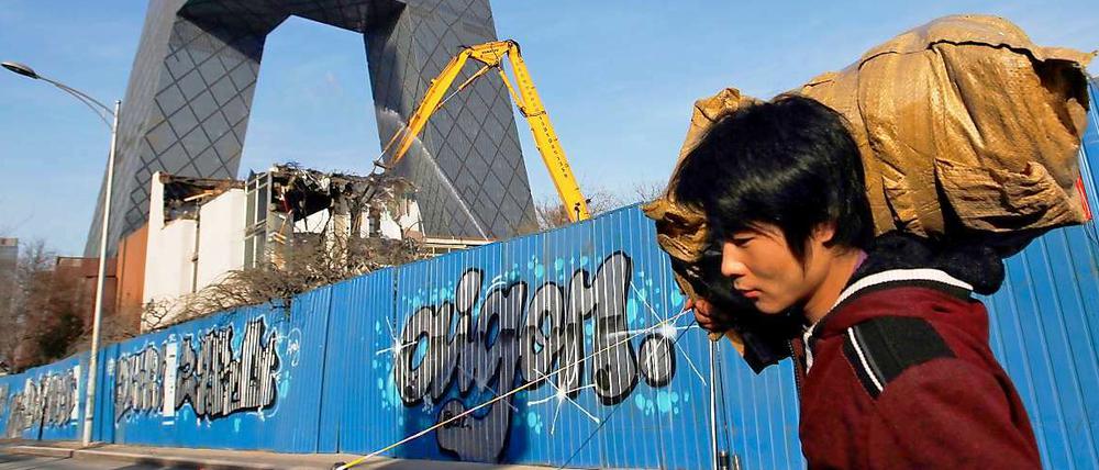Trotz kräftigen Wachstums - die chinesische Wirtschaft hat mit wachsenden Problemen zum Beispiel im Immobiliensektor zu kämpfen.