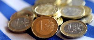 Private und öffentliche Gläubiger müssen mehr zur Griechenland-Rettung beitragen als geplant.