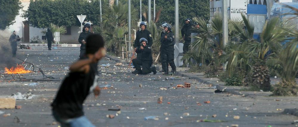Bei den Unruhen sind seit dem Wochenende mehr als 30 Menschen ums Leben gekommen.