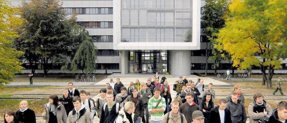 Harsche Kritik. Eine Expertenkommission bescheinigt der BTU Cottbus zu hohe Abbrecherquoten.