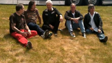 Unprätentiös. Das offizielle Bandfoto zum neuen Album. 