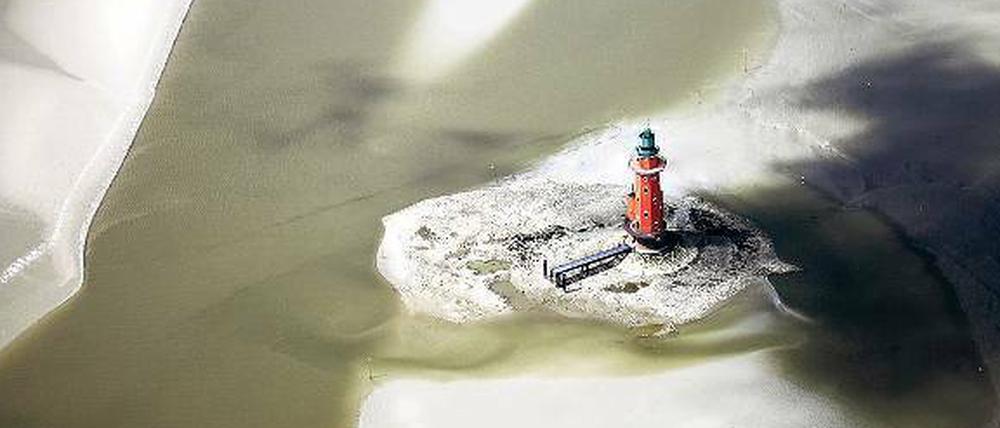 Der Leuchtturm "Hohe Weg".