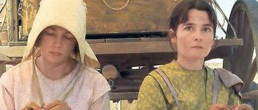 In der Prärie. Emily (Michelle Williams) und Glory (Shirley Henderson).
