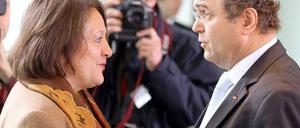 Im Zwist: Die Kabinettskollegen Hans-Peter Friedrich und Sabine Leutheusser-Schnarrenberger.
