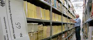 Die Akten von Beschäftigten im Öffentlichen Dienst bleiben offen.