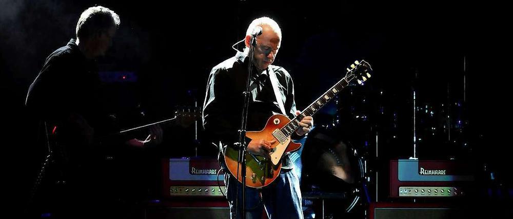 Unter coolen Rockfans und –kritikern und eben auch einer ganzen Menge Dylan-Verehrer gilt es als besonders cool, Mark Knopfler als uncool zu verachten.