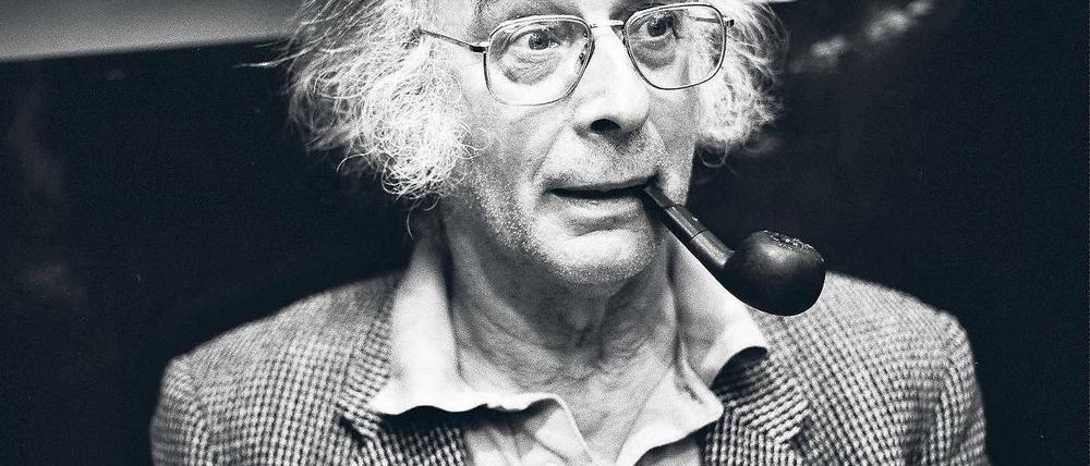 Linke Rauchzeichen. Walter Boehlich (1921-2006). Foto: Ullstein Bild/Friedrich