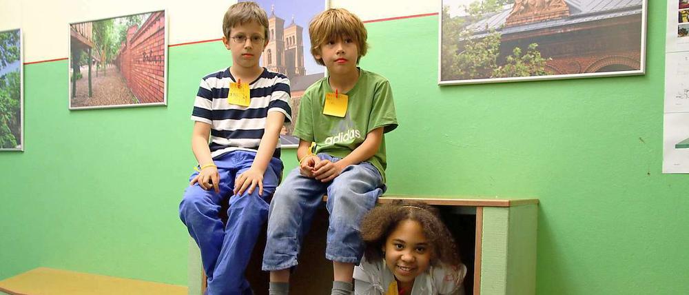 Erst im kommenden Sommer beginnt für die nächsten Erstklässler die Schule. Aber jetzt schon müssen sich Eltern und Kinder vorbereiten.