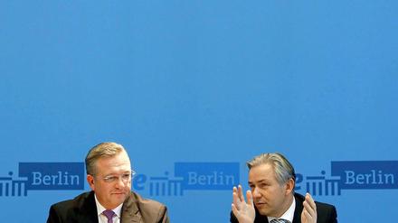 Ganz Berlin wundert sich gerade über den auffälligen Kuschelkurs zwischen SPD und CDU.