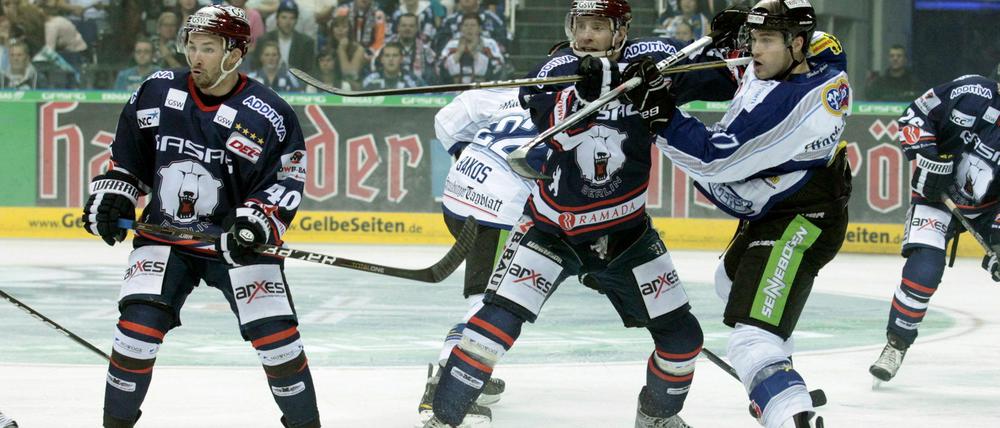 Olver und Tallackson. Das Duo kam aus Augsburg zu den Eisbären.