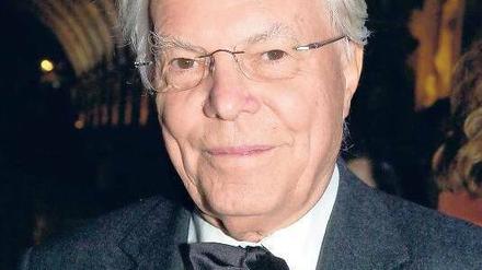 Gefragter Forscher. Rudolf Mößbauer erhielt viele Angebote, aber er blieb München treu. Trotz höchster Ehren nahm er sich viel Zeit für seine Studenten und Doktoranden.