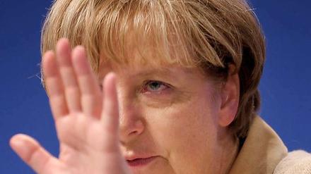 Bundeskanzlerin Angela Merkel im hessischen Alsfeld. Die CDU-Chefin kann ihren Kritikern in den eigenen Reihen zurzeit kaum Einhalt gebieten. 