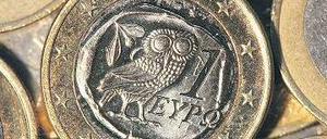 Am Anfang stand die Krise der Griechen, die viele, viele Euro Hilfe brauchen. Foto: dpa